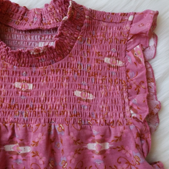 Mauve Smocked Ruffle Sleeve Top - Picture 2 of 3